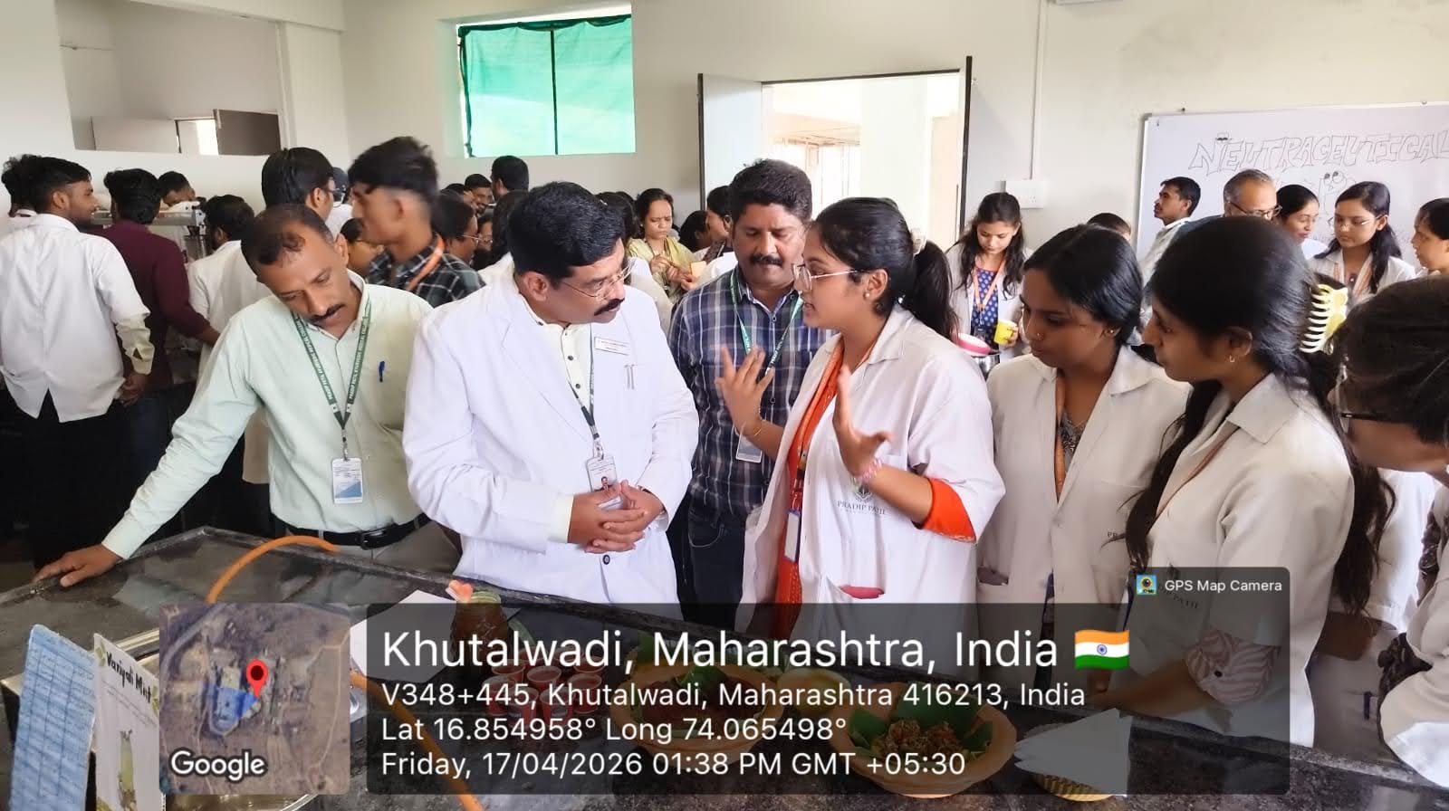 Nutraceutical Expo” conducted by the Rasashastra & Bhaishajya Kalpana (RSBK) Department